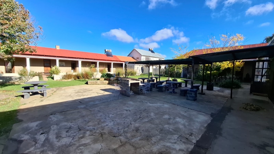 8 Bedroom Property for Sale in Memel Free State